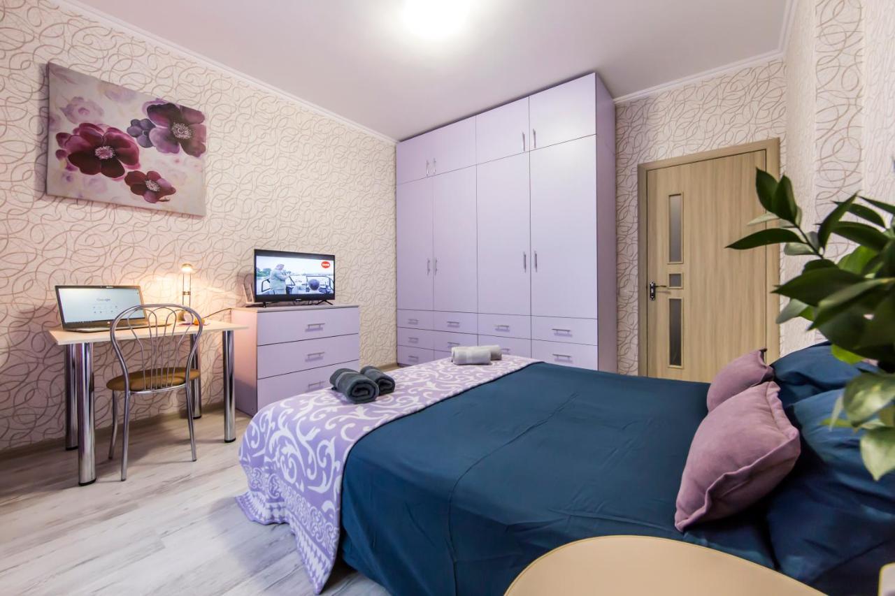 Стильные Апартаменты,Метро Вырлица,Метро Харьковская Kijów Zewnętrze zdjęcie